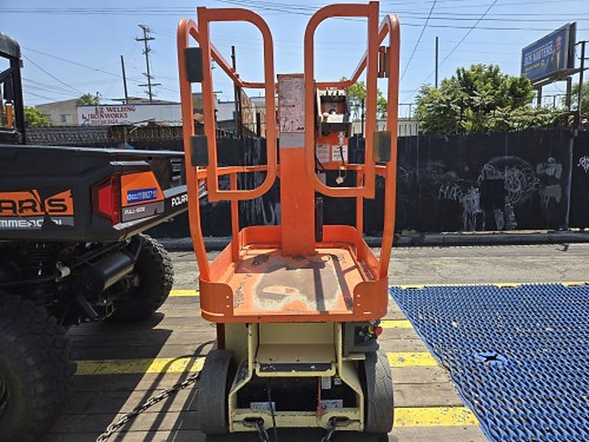 JLG 1230ES photo 2