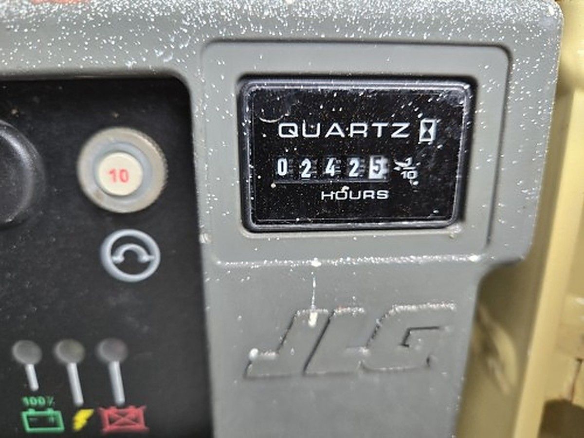 JLG 1230ES photo 4