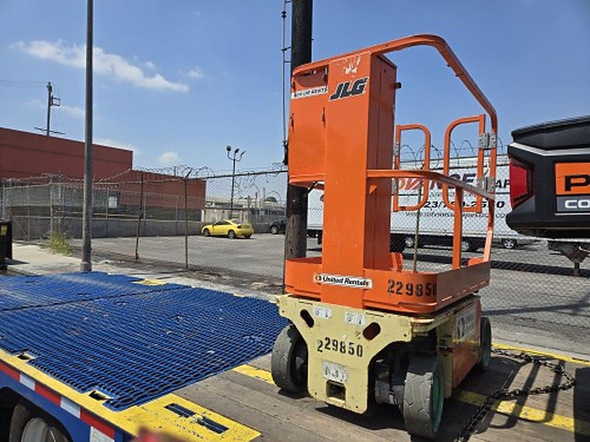 JLG 1230ES photo 5