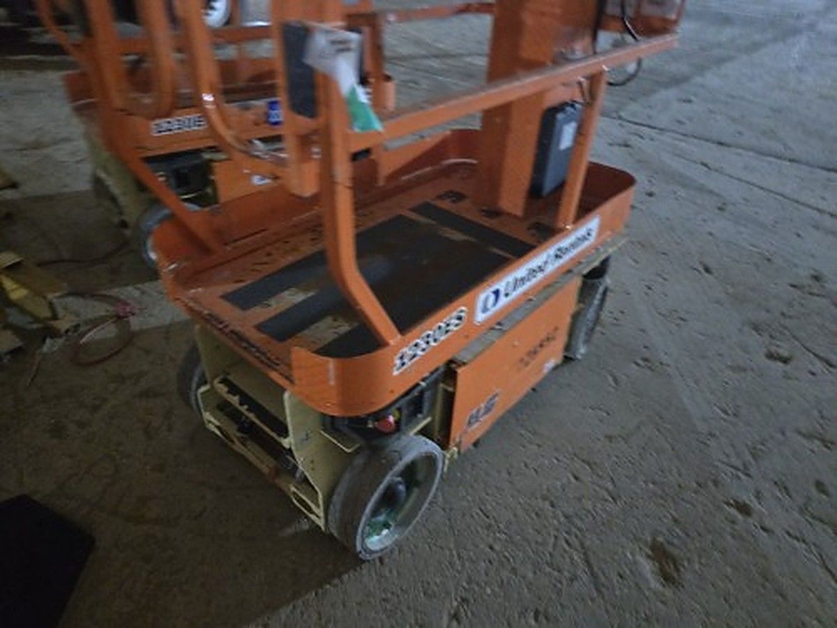 JLG 1230ES photo 7
