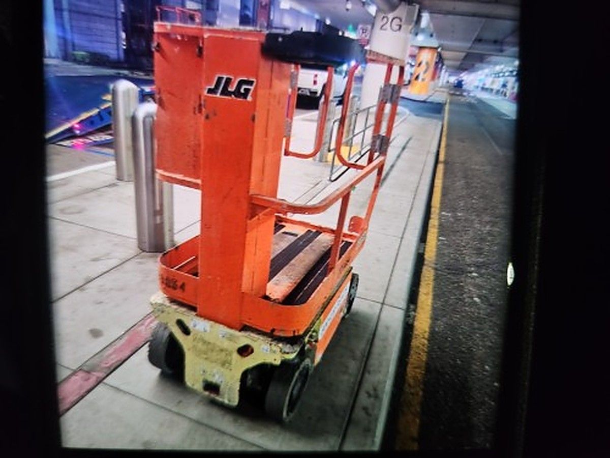 JLG 1230ES photo 3