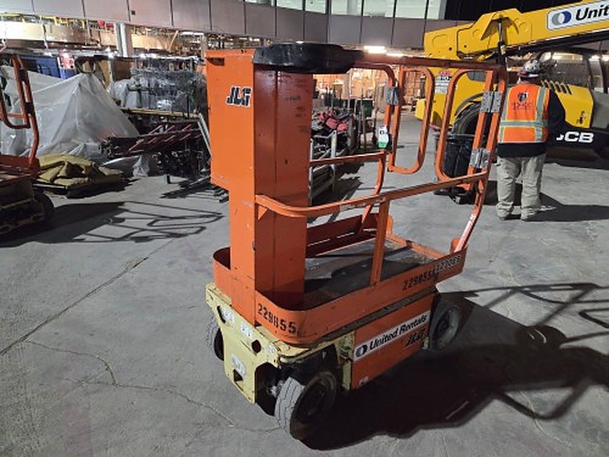 JLG 1230ES photo 2