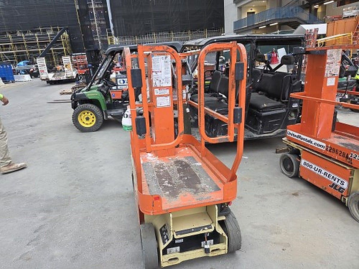JLG 1230ES photo 5