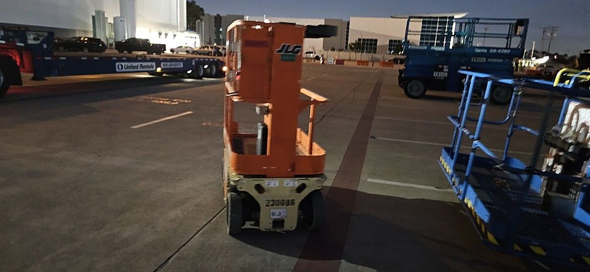 JLG 1230ES photo 2