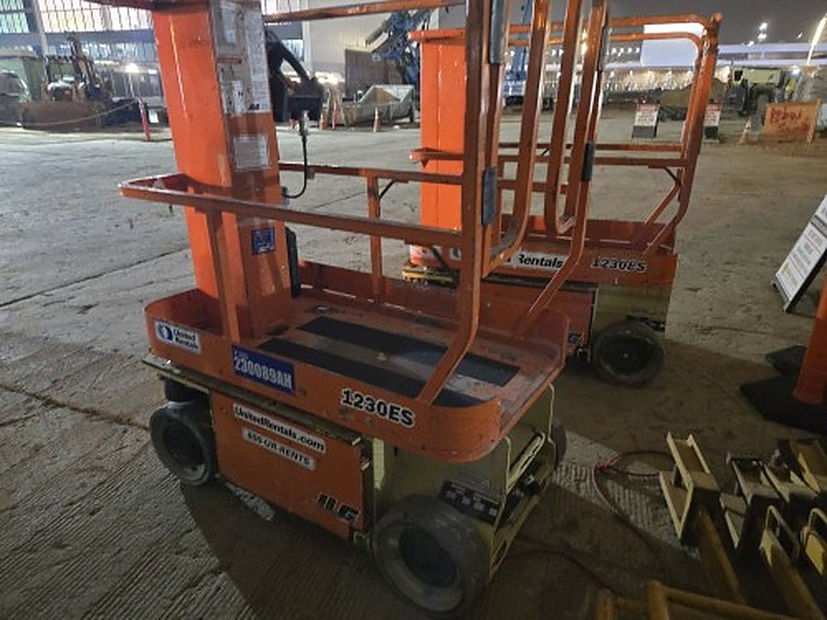JLG 1230ES photo 2