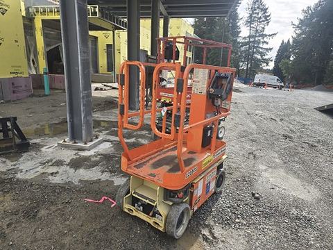 2019 JLG 1230ES Vertical Lift 12' Elec Self Propelled