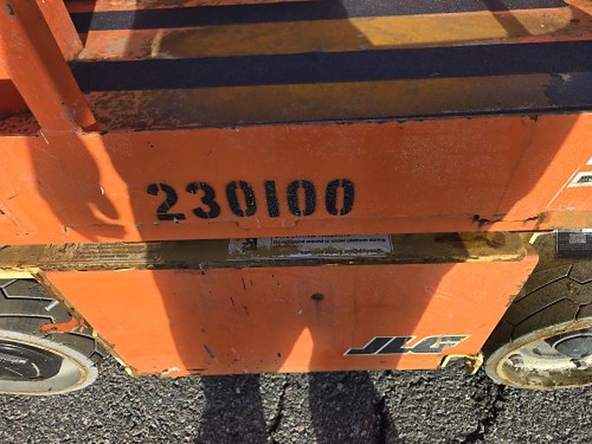 JLG 1230ES photo 5