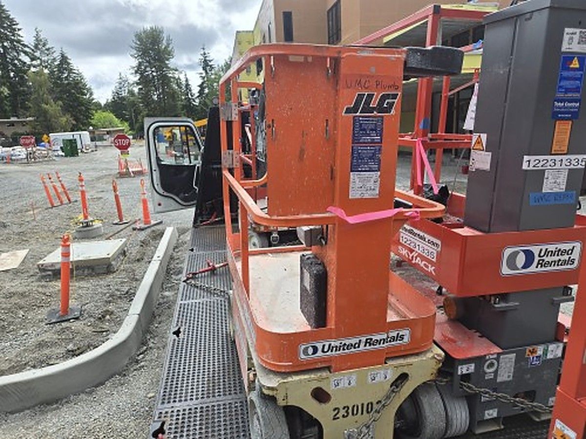 JLG 1230ES photo 3