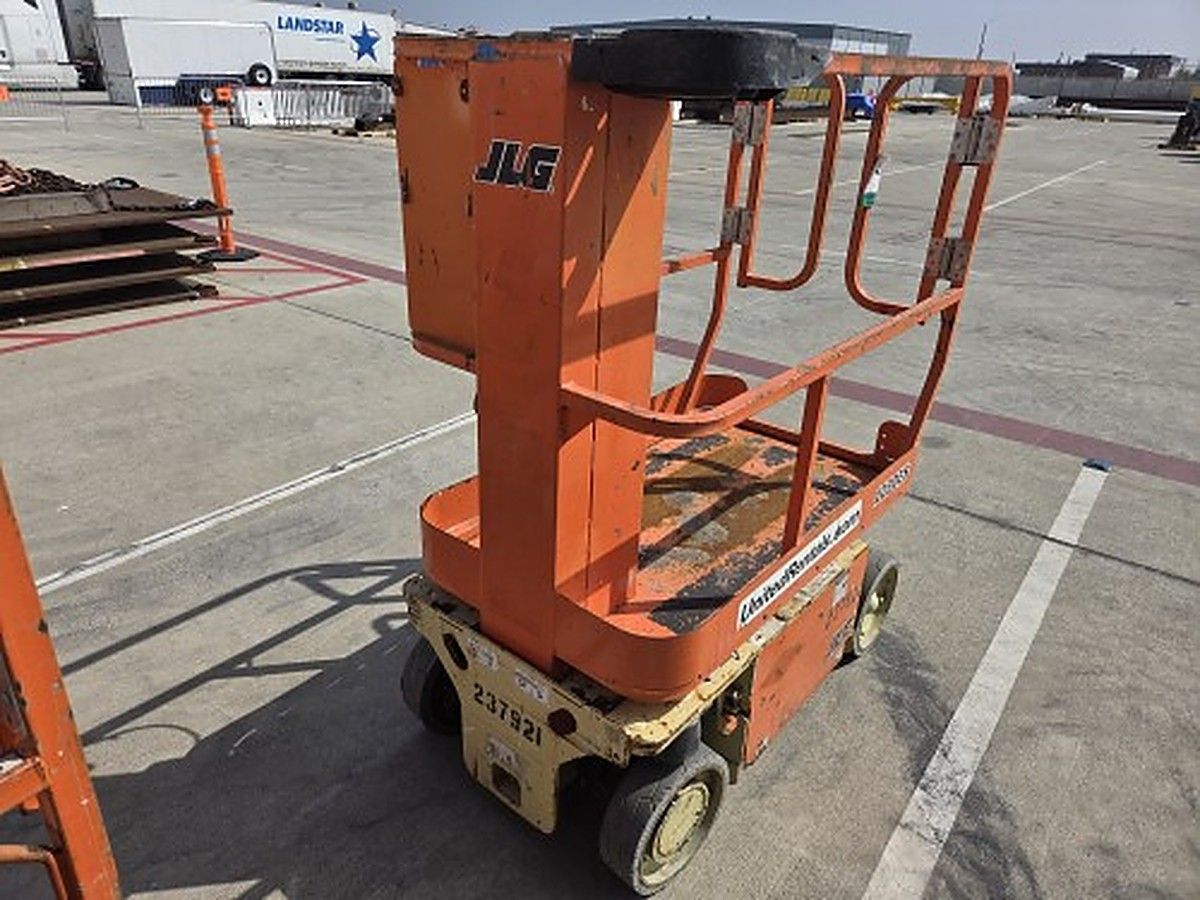 JLG 1230ES photo 4