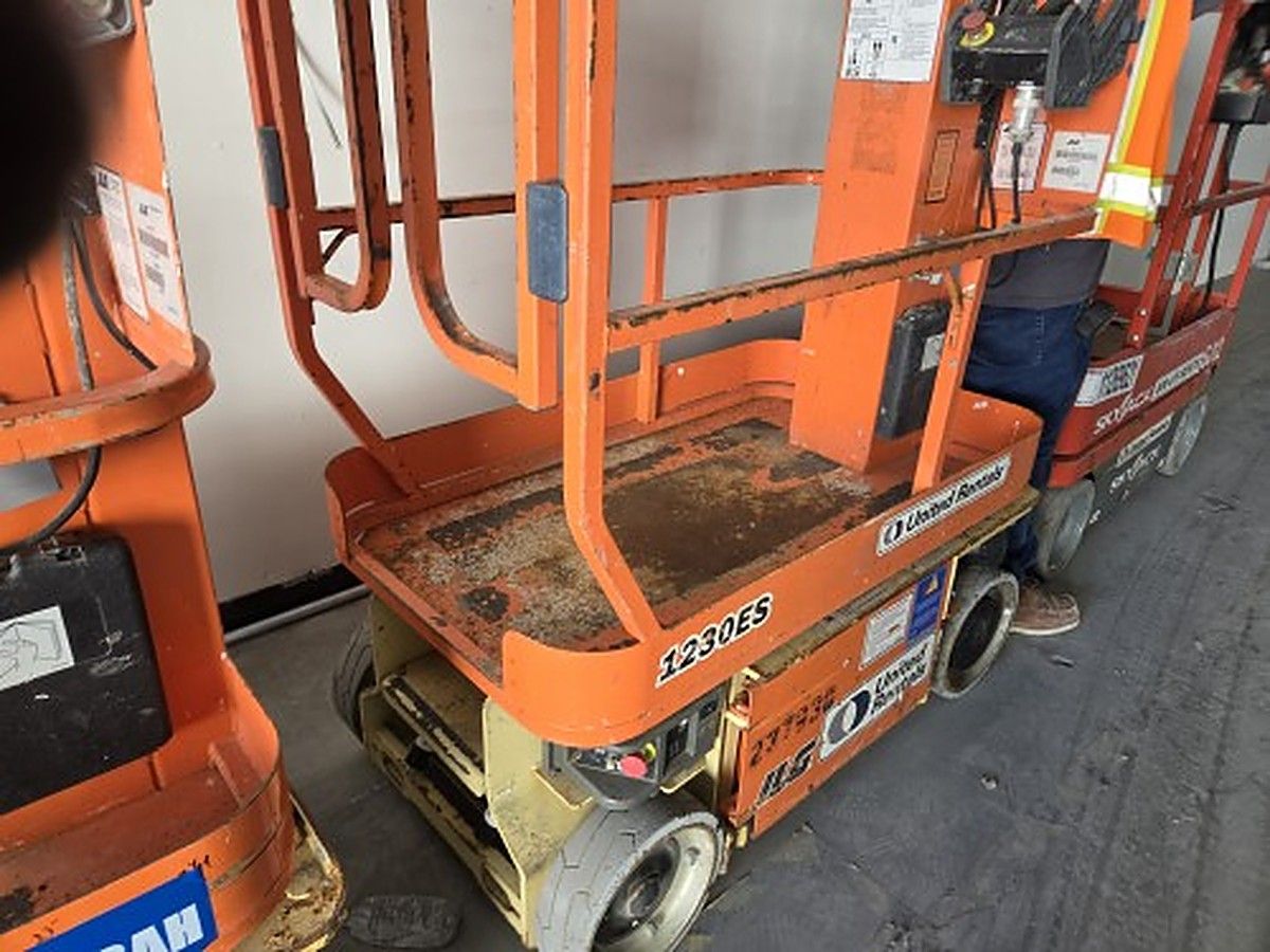 JLG 1230ES photo 2