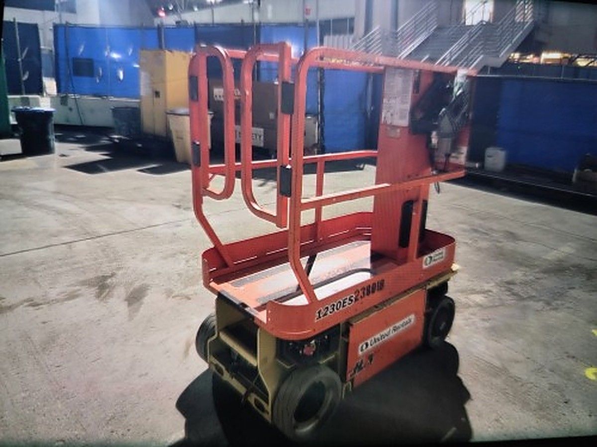 JLG 1230ES photo 2