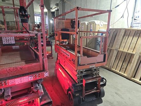 2019 JLG 1932R Scissor Lift 19' Electric