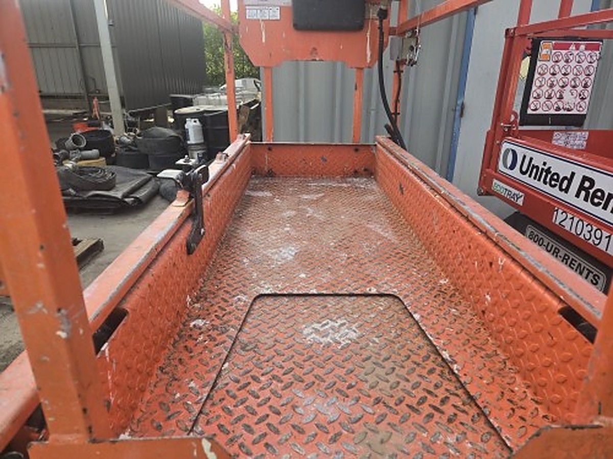 JLG 1932R photo 9
