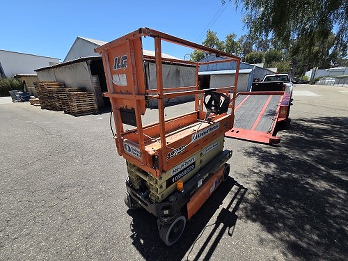 JLG 1932R photo 3