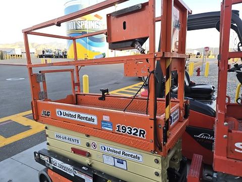 2019 JLG 1932R Scissor Lift 19' Electric