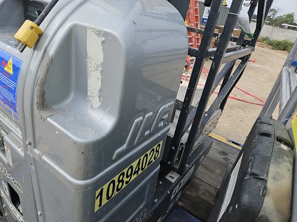 JLG 20MVL photo 4