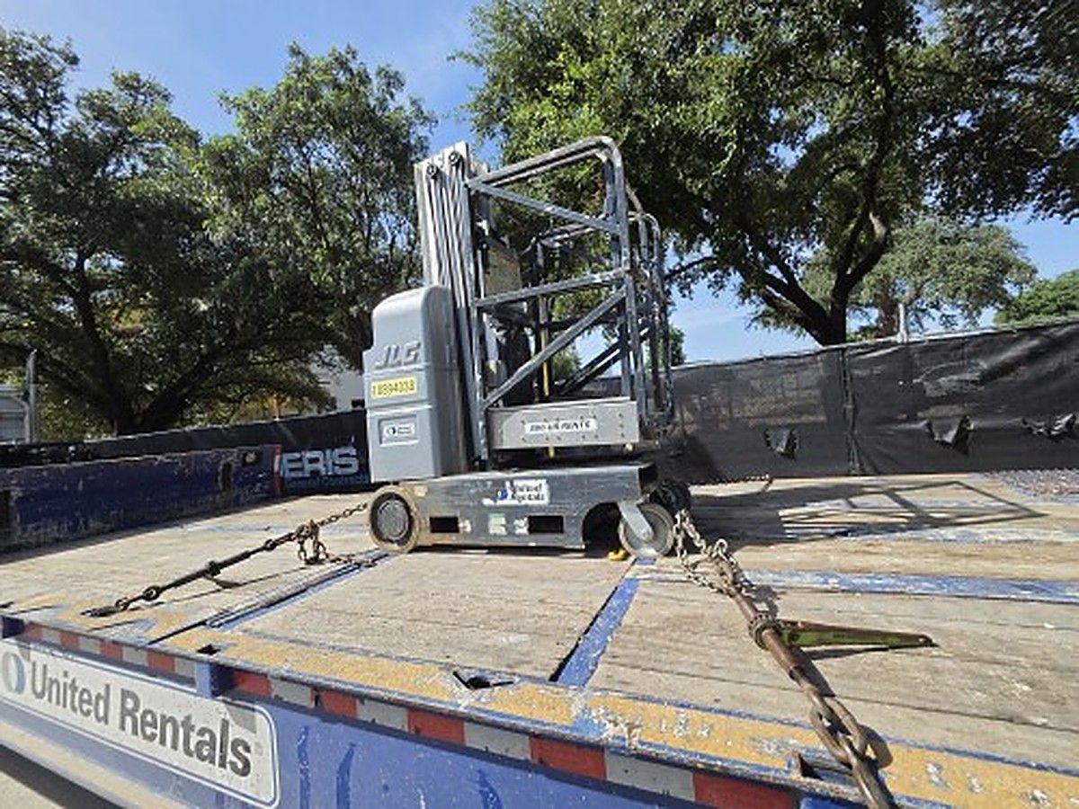 JLG 20MVL photo 9