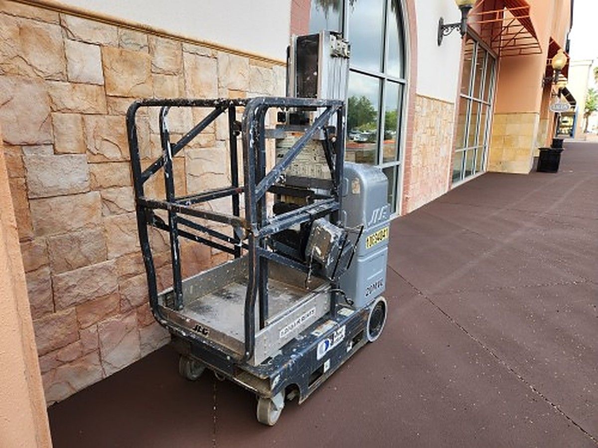 JLG 20MVL photo 3
