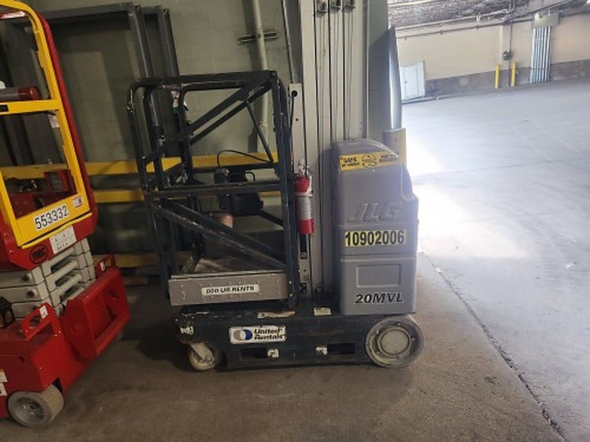 JLG 20MVL photo 3