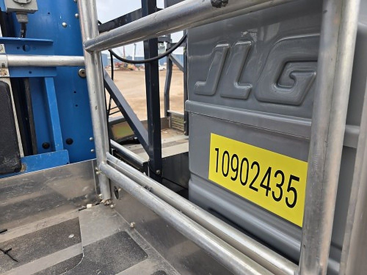 JLG 20MVL photo 4