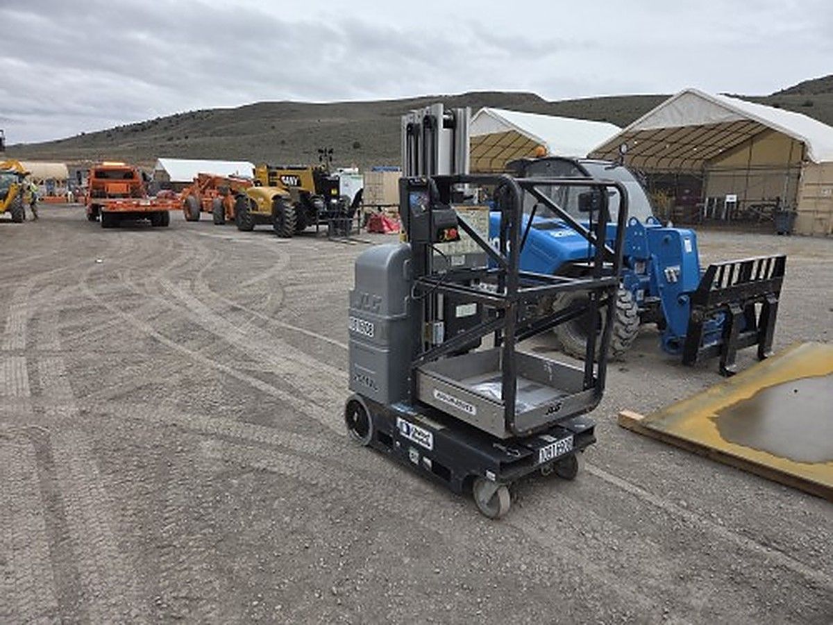 JLG 20MVL photo 2