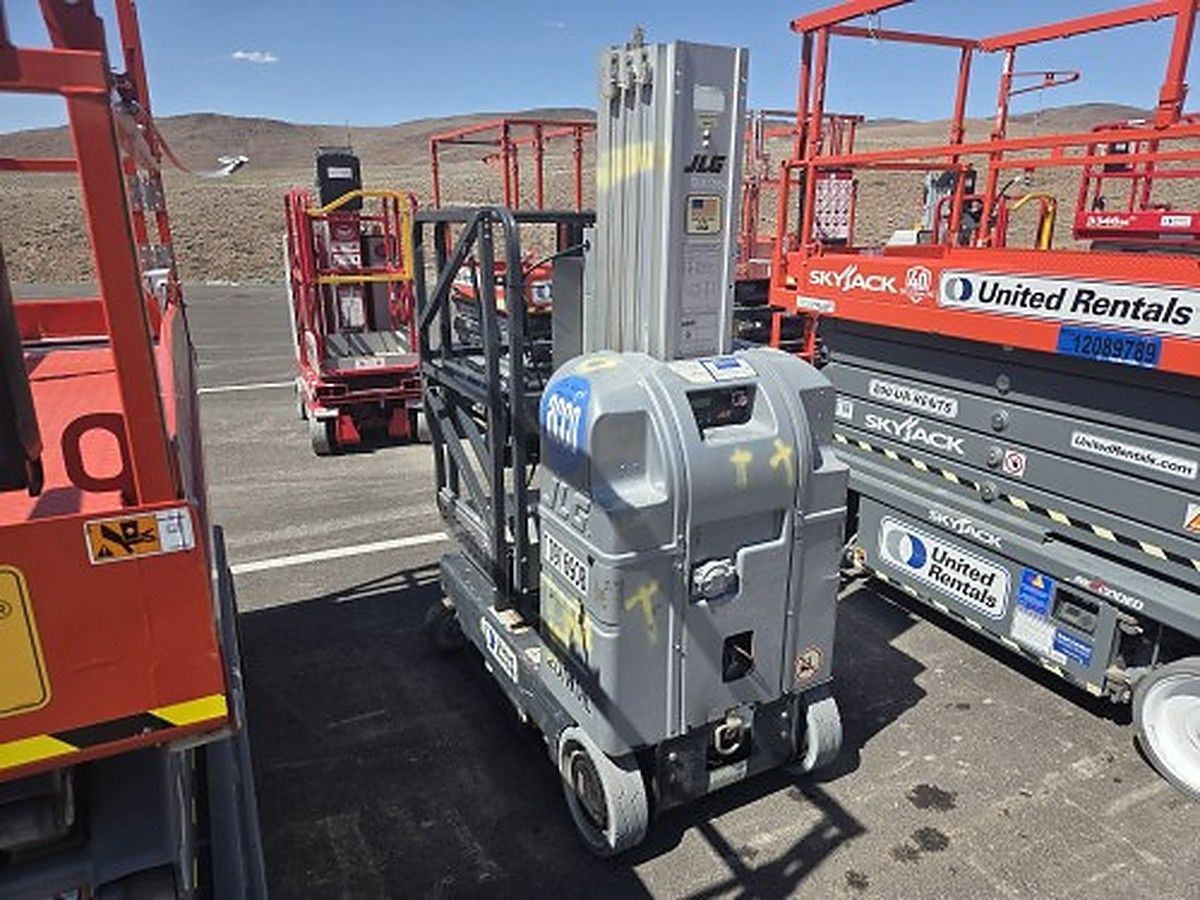 JLG 20MVL photo 6
