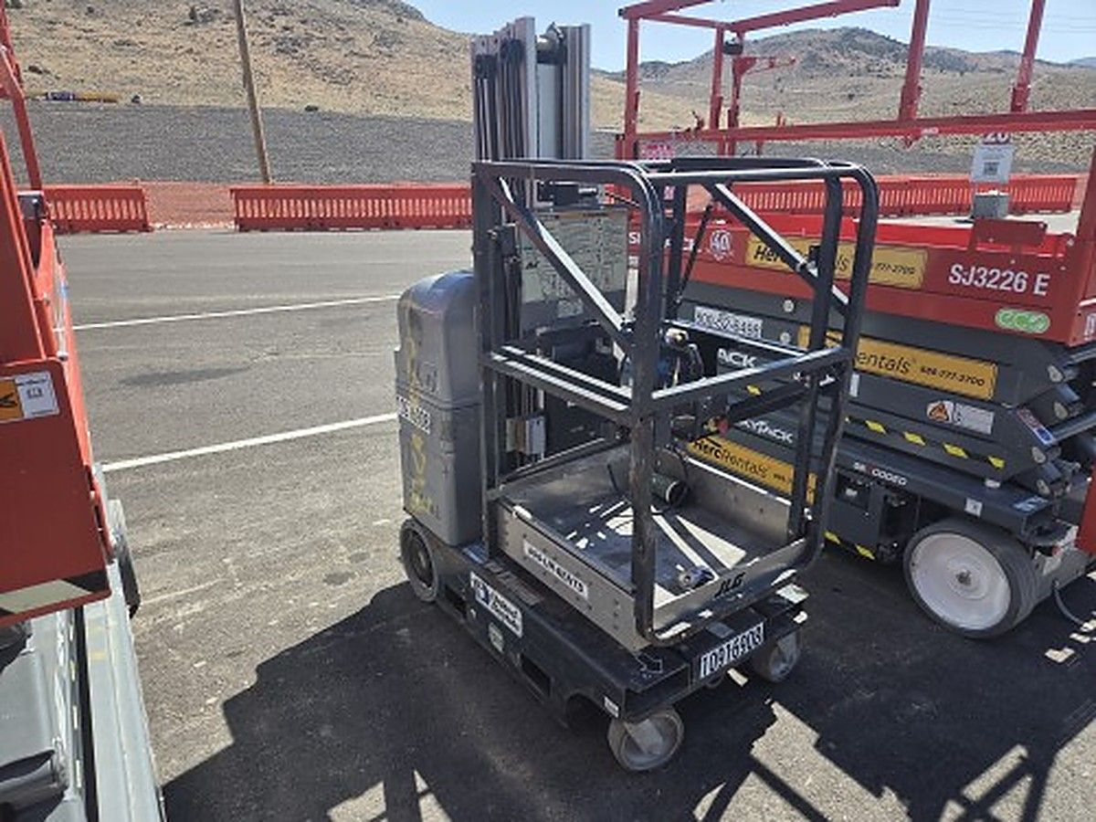 JLG 20MVL photo 8