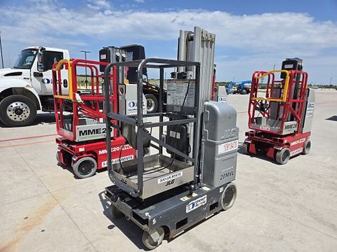 2019 JLG 20MVL Vertical Lift 18-20' Elec Self Propelled