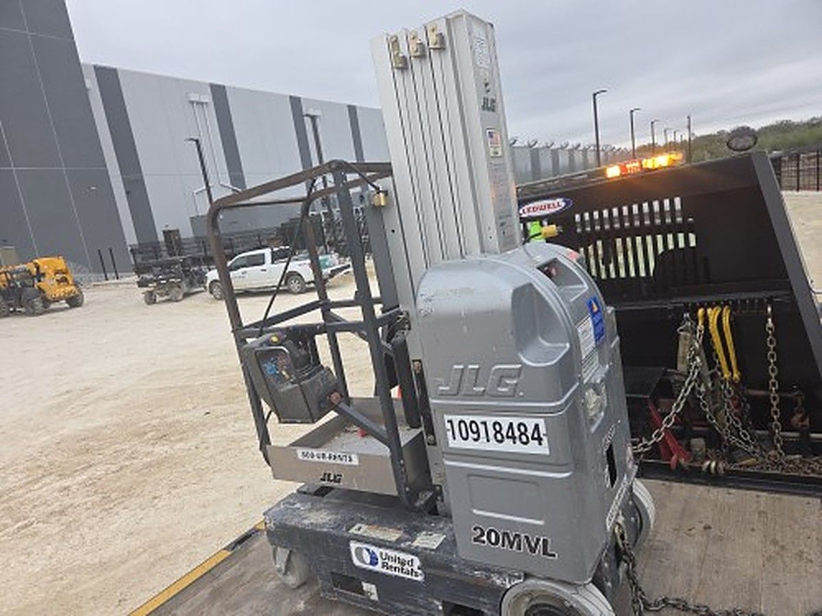JLG 20MVL photo 2