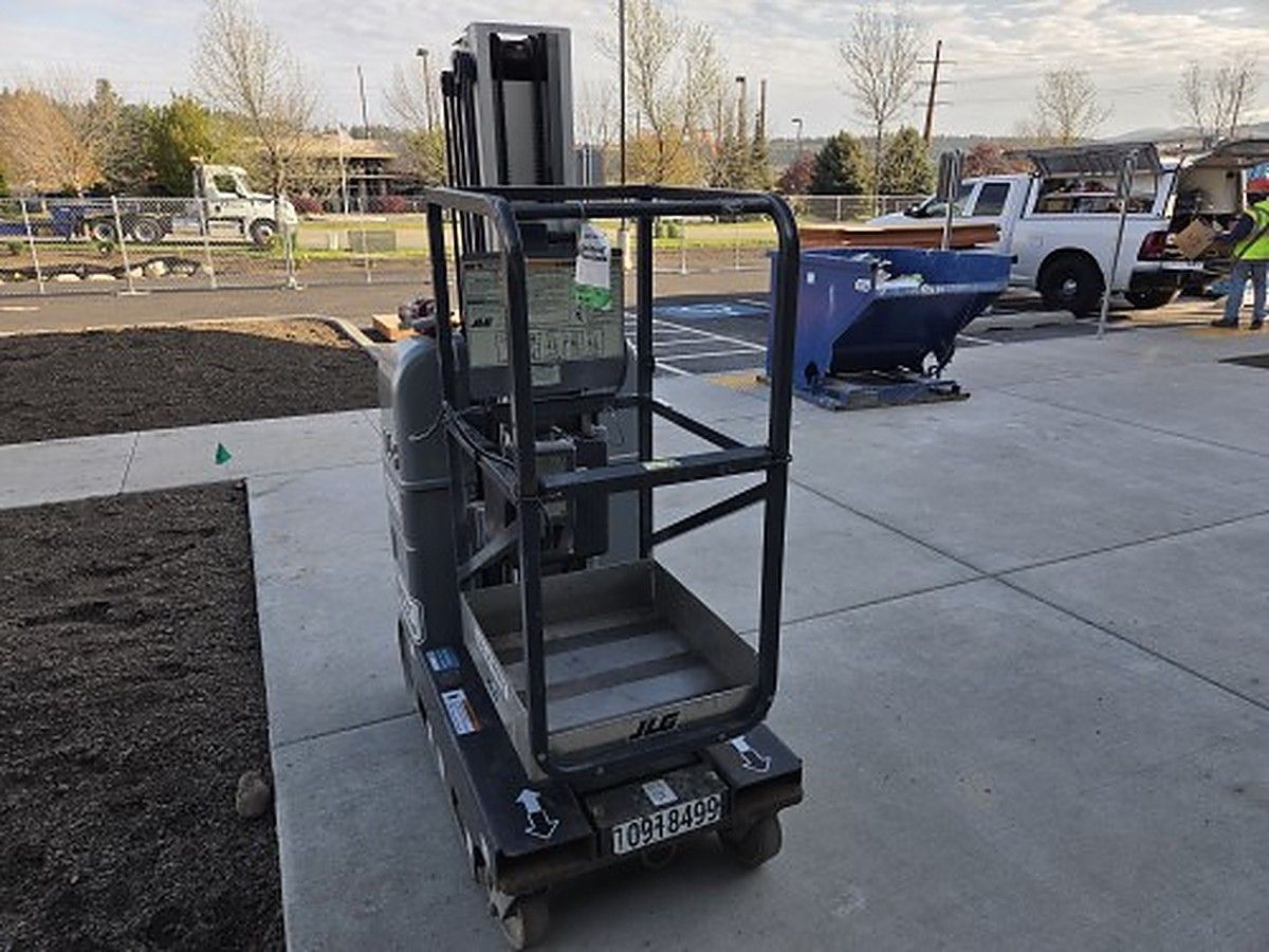 JLG 20MVL photo 2
