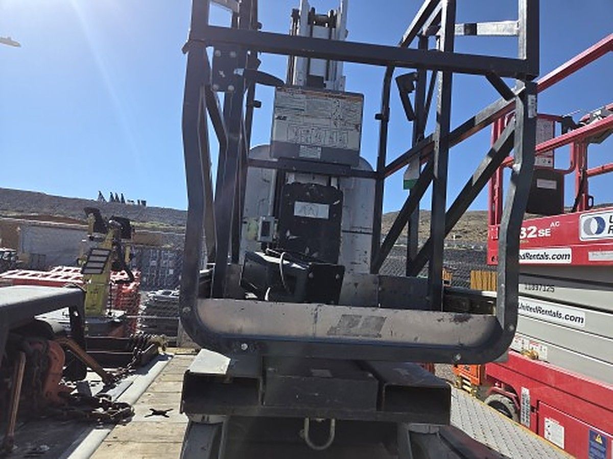 JLG 20MVL photo 4