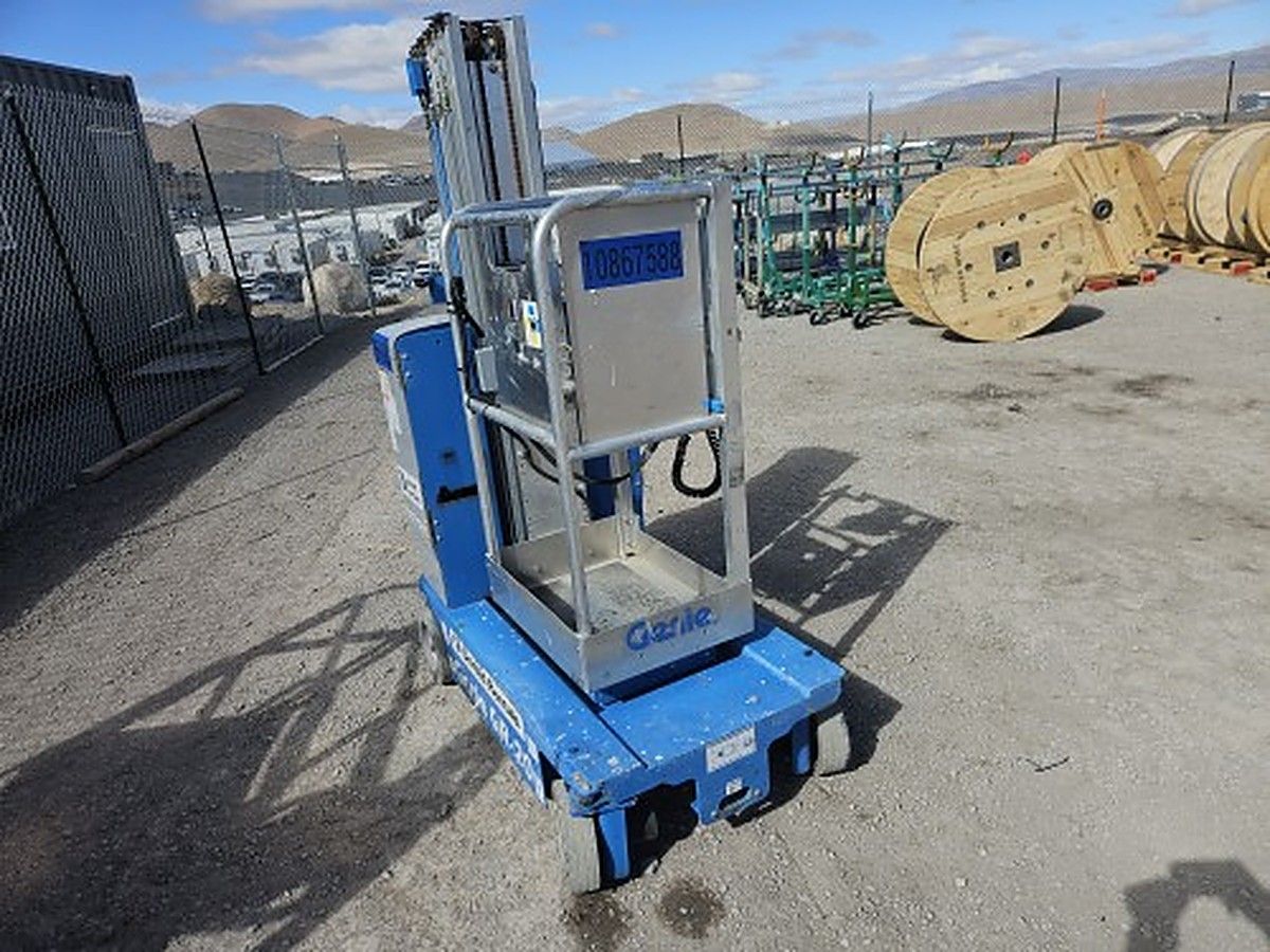 JLG 20MVL photo 4