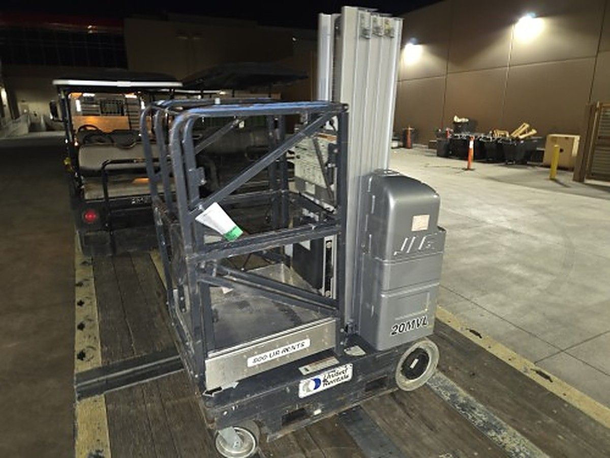 JLG 20MVL photo 5
