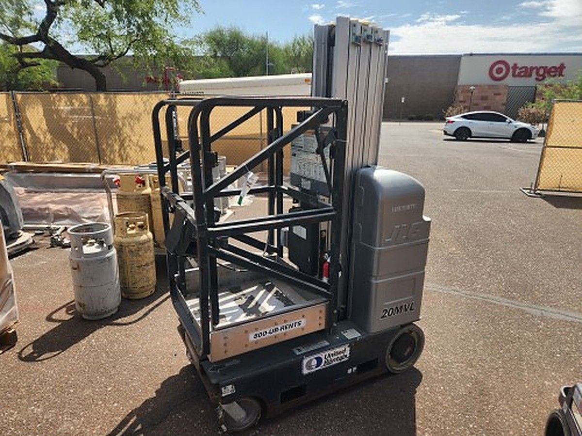 JLG 20MVL photo 5