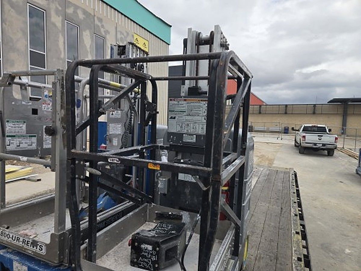 JLG 20MVL photo 4
