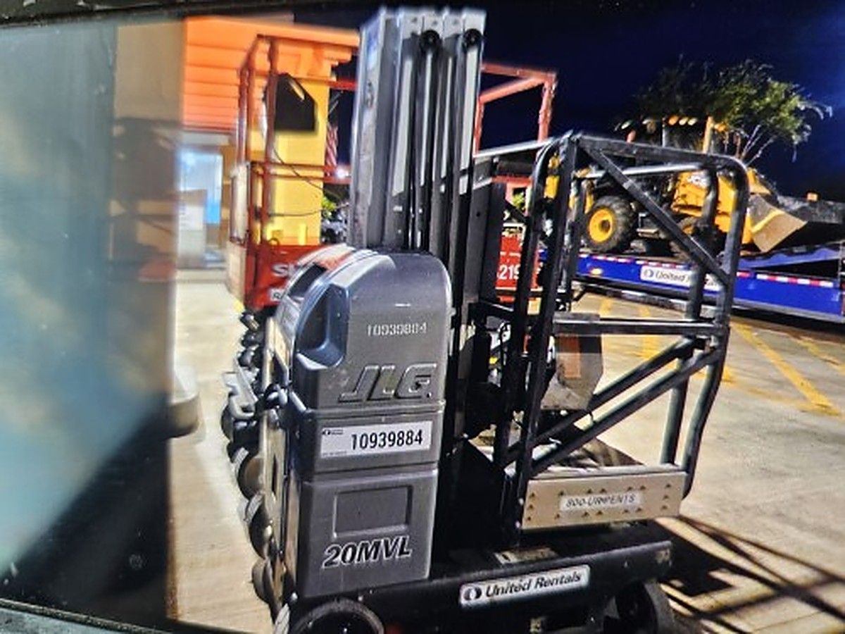 JLG 20MVL photo 9