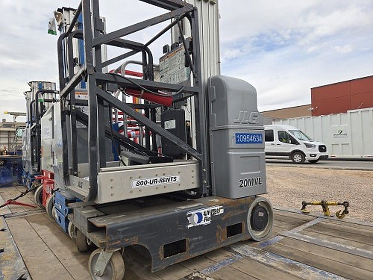 JLG 20MVL photo 4