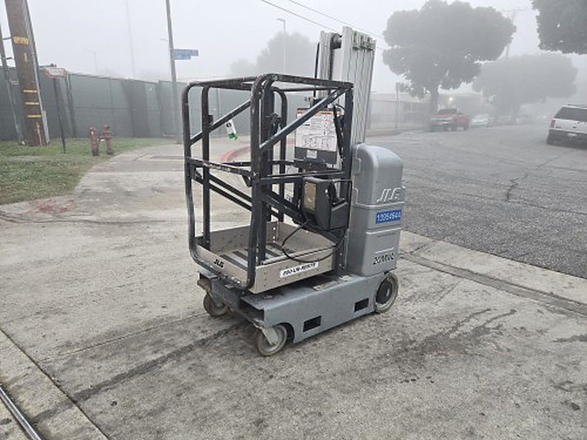 JLG 20MVL photo 5