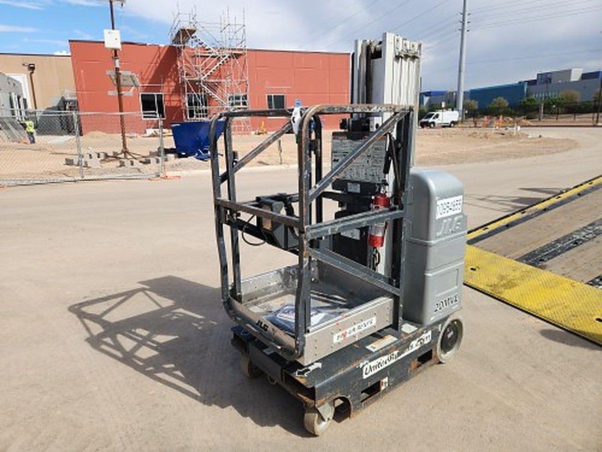 JLG 20MVL photo 2