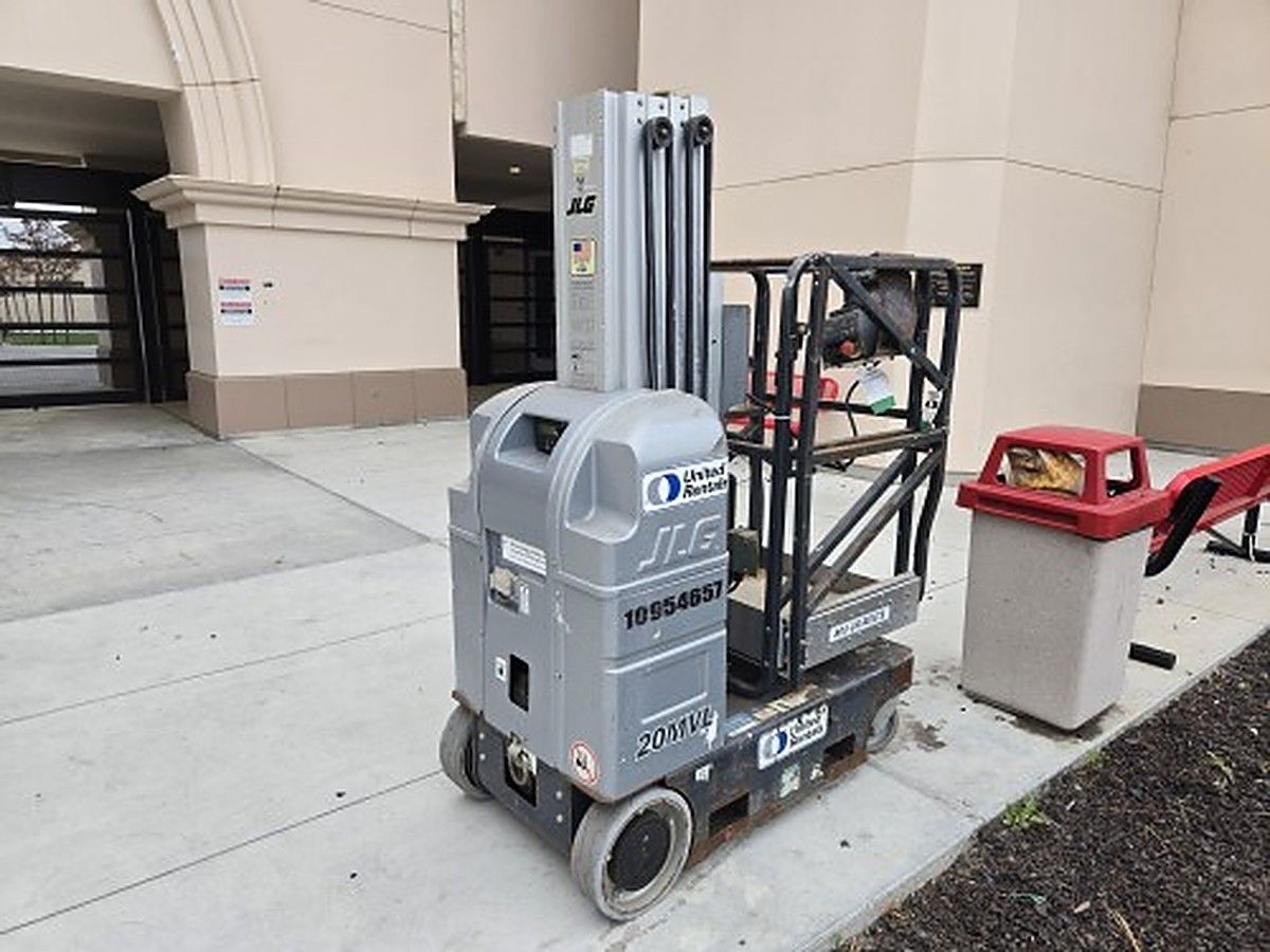 JLG 20MVL photo 2