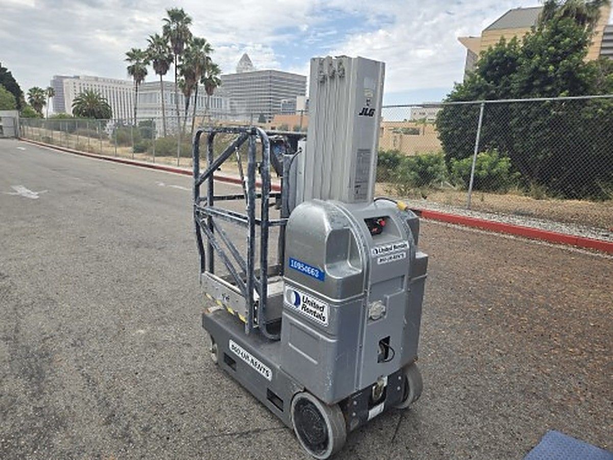 JLG 20MVL photo 2