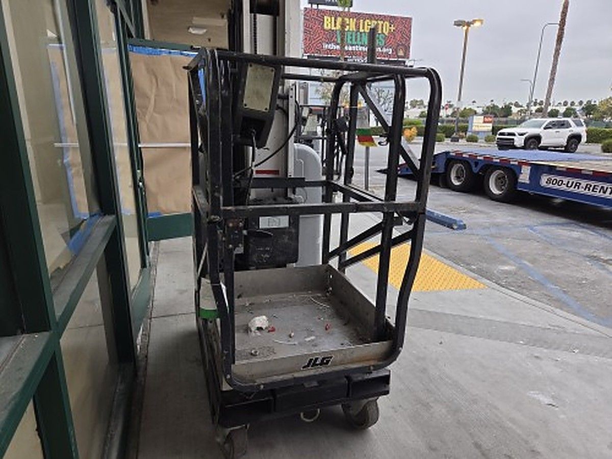 JLG 20MVL photo 6