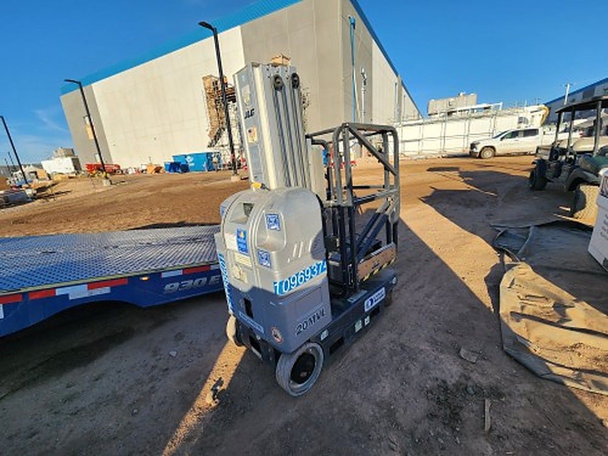 JLG 20MVL photo 2
