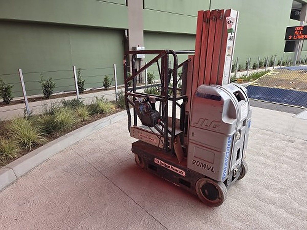 JLG 20MVL photo 6