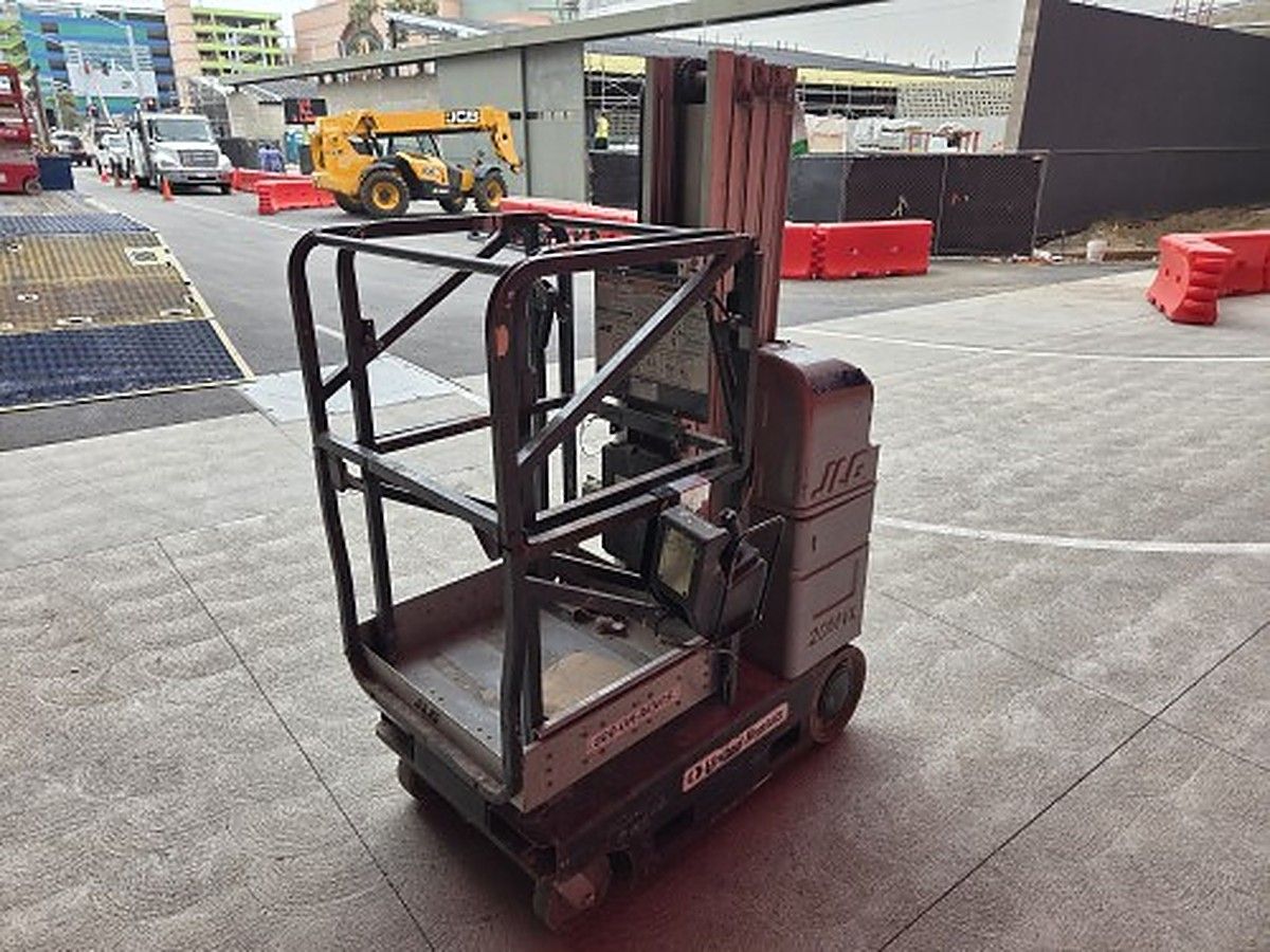 JLG 20MVL photo 7