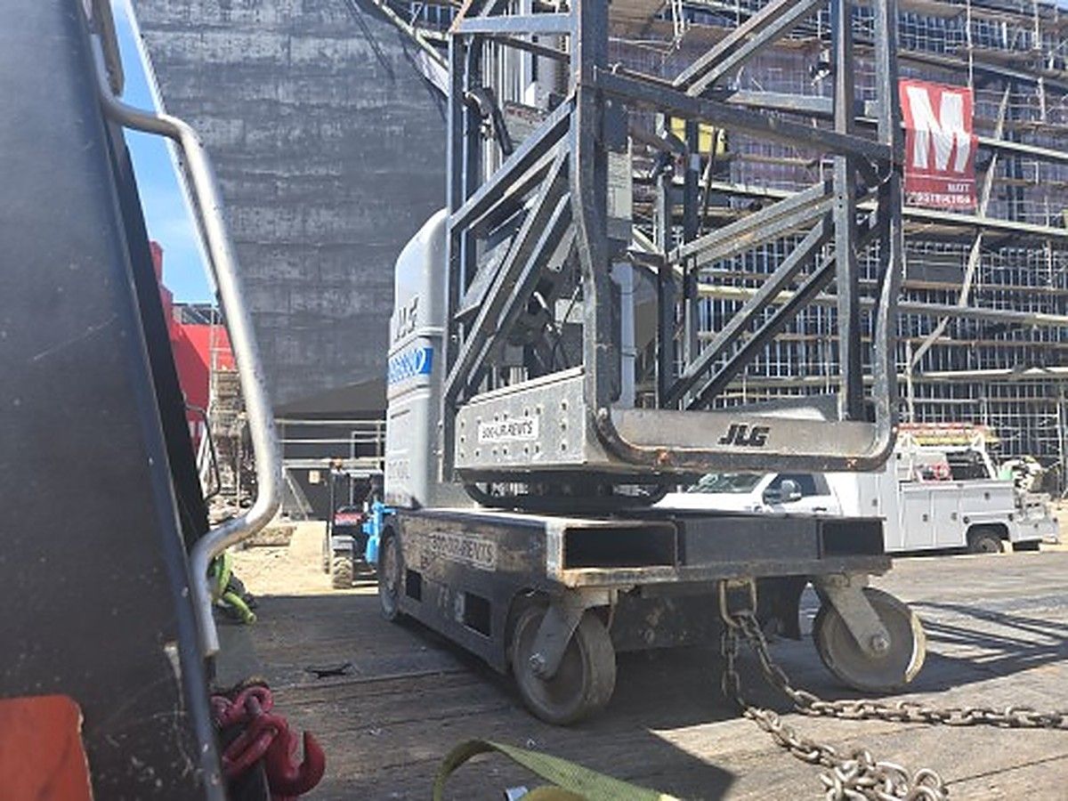 JLG 20MVL photo 8