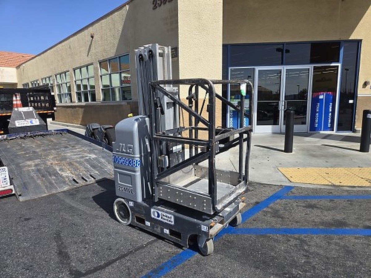 JLG 20MVL photo 11