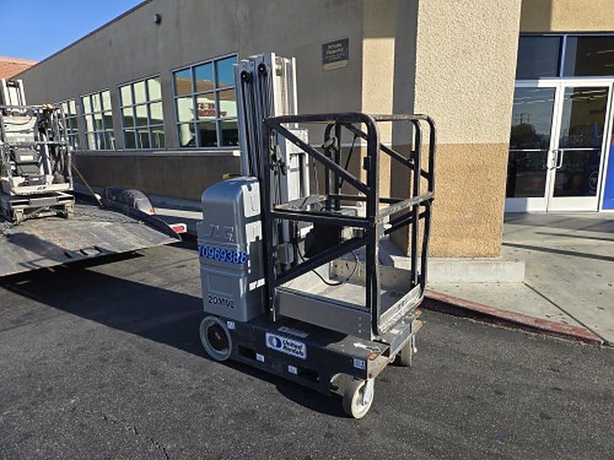 JLG 20MVL photo 12