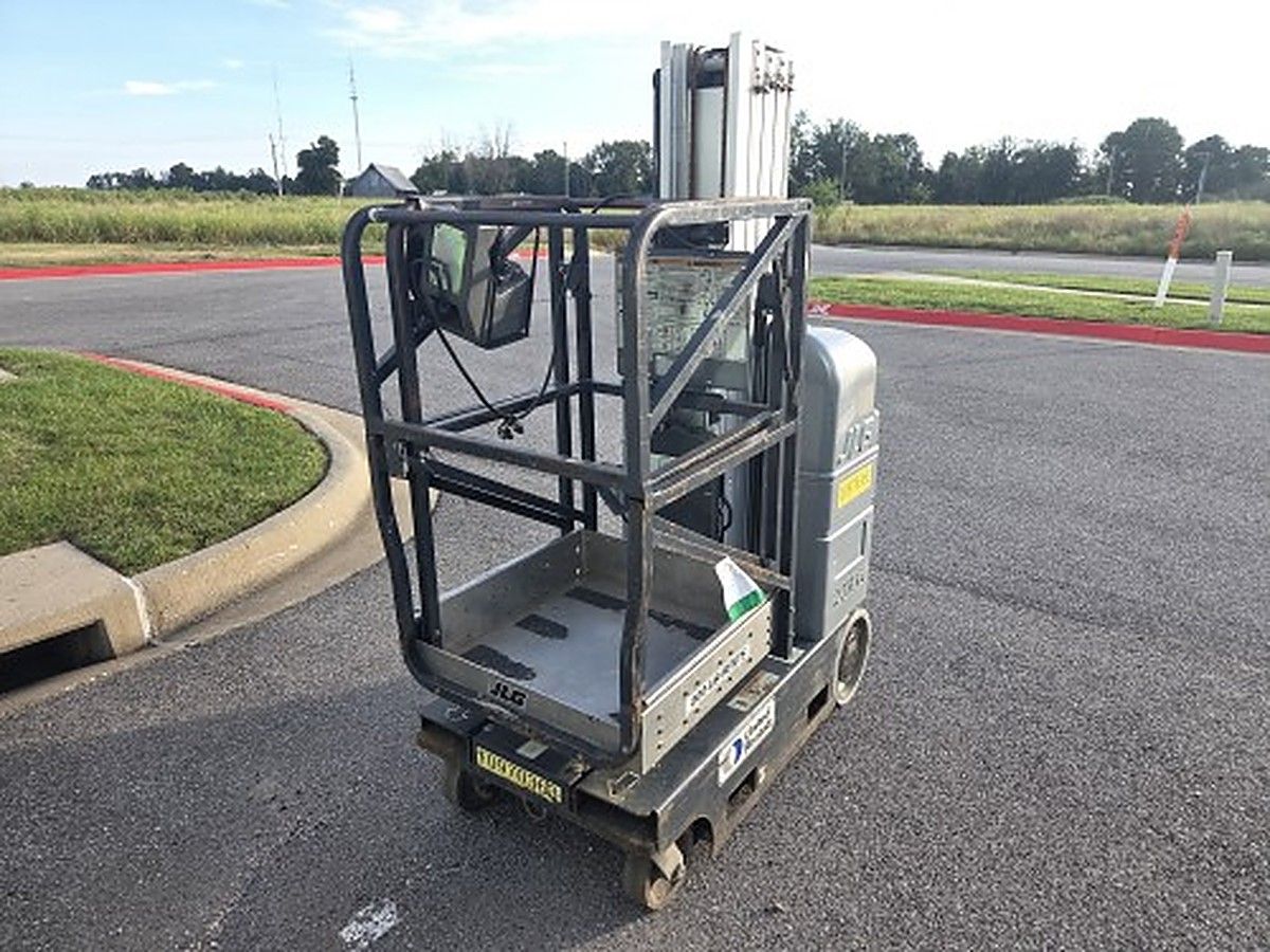 JLG 20MVL photo 2