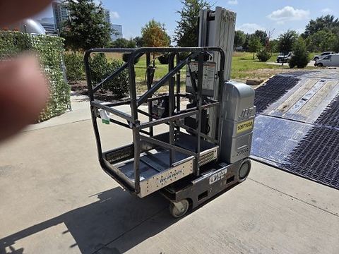 2019 JLG 20MVL Vertical Lift 18-20' Elec Self Propelled